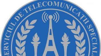 Mii de atacuri maliţioase care vizau site-urile unor instituţii din România au fost blocate de STS