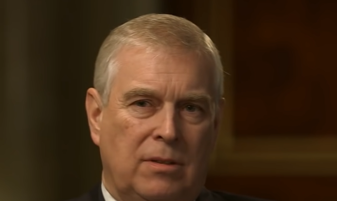 Prințul Andrew a fost testat pozitiv pentru COVID-19. Acesta s-ar fi văzut cu Regina în ultimele zile