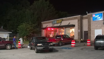 Dreptul armelor în SUA a făcut o nouă vitctimă. Un angajat al restaurantului Subway a fost ucis, după o dispută pe tema maionezei