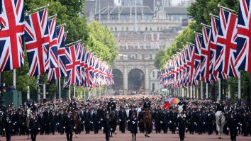 Jubileul de Platină a obosit-o pe Regina Elisabeta. Majestatea Sa va urmări festivitatea de la televizor