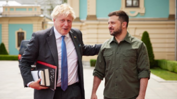 Marea Britanie donează Ucrainei șase drone submarine pentru deminarea coastelor ucrainene