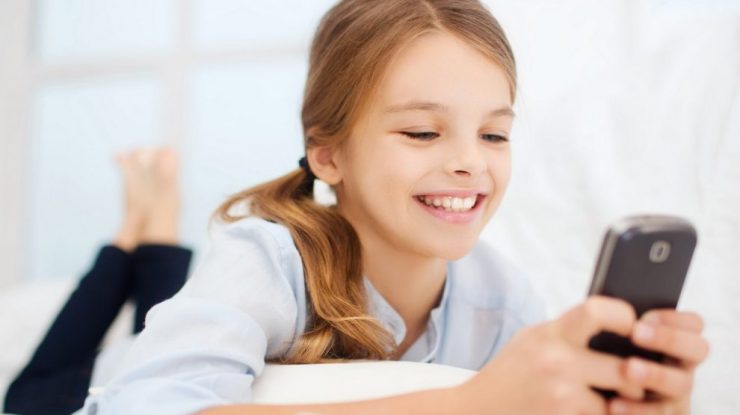 copil-telefon-mobil