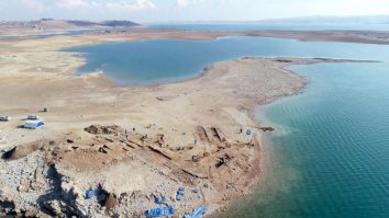 Seceta scoate la iveală ruinele unui oraș vechi de 3.400 de ani pe fundul unui rezervor