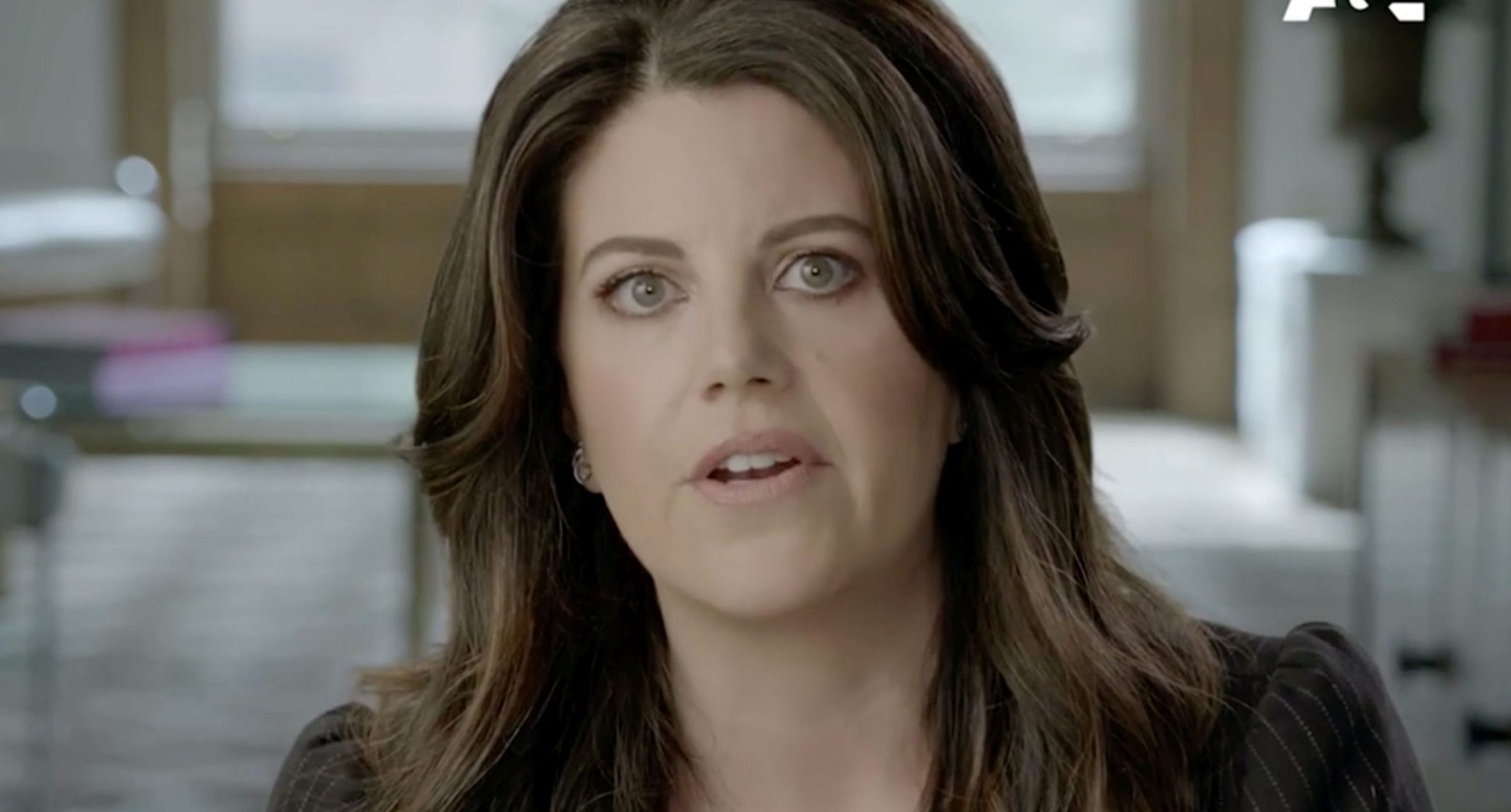 Monica Lewinsky cataloghează procesul dintre Johnny Depp și Amber Heard drept „pornografie în sala de judecată”