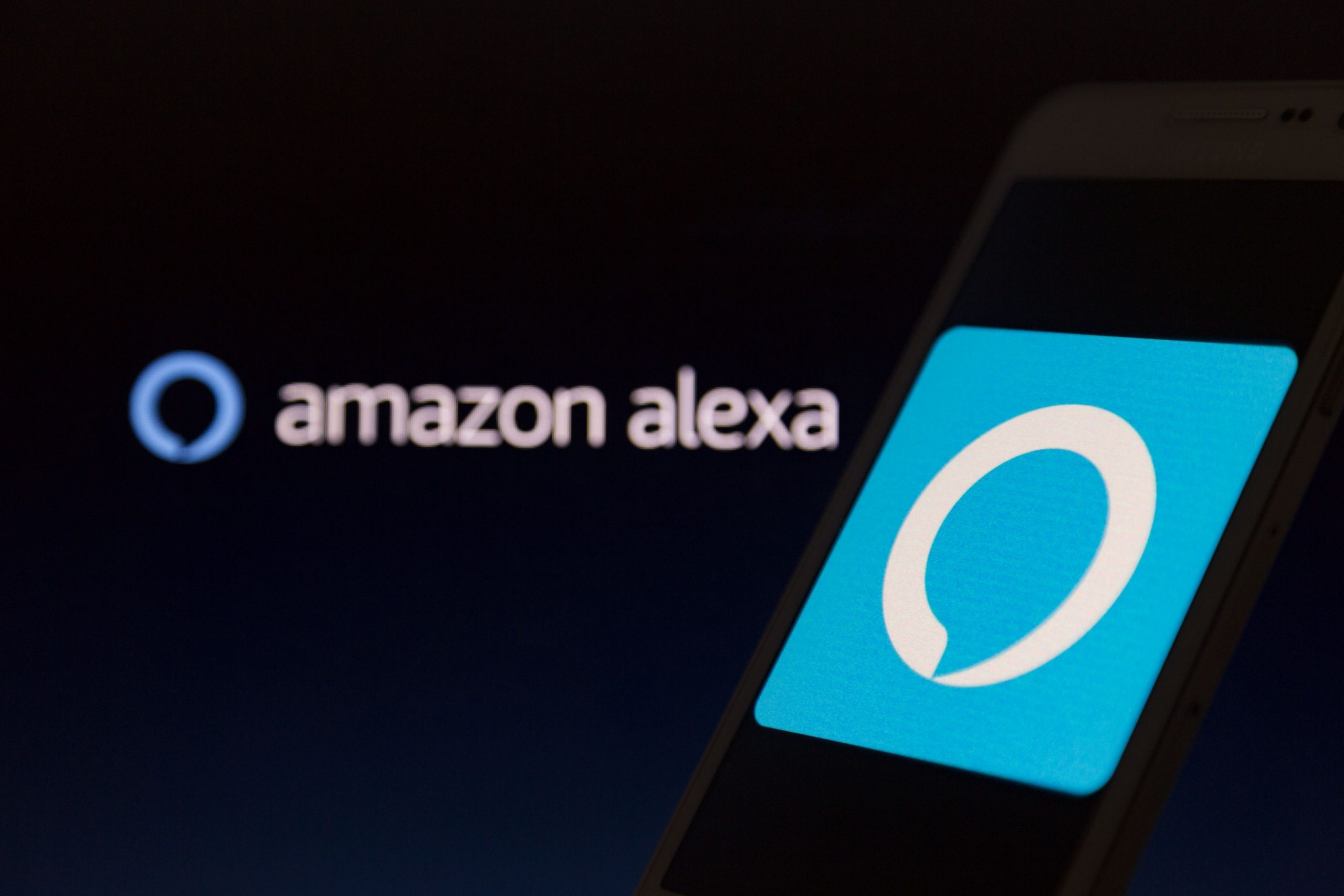 Alexa de la Amazon ar putea fi în curând capabilă să imite vocea rudelor tale moarte