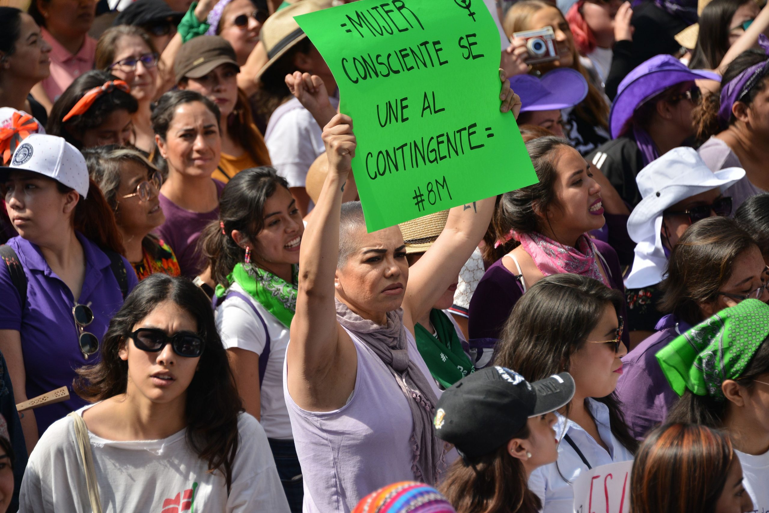 După zeci de atacuri, americanii au ieșit în stradă și cer control asupra armelor de foc