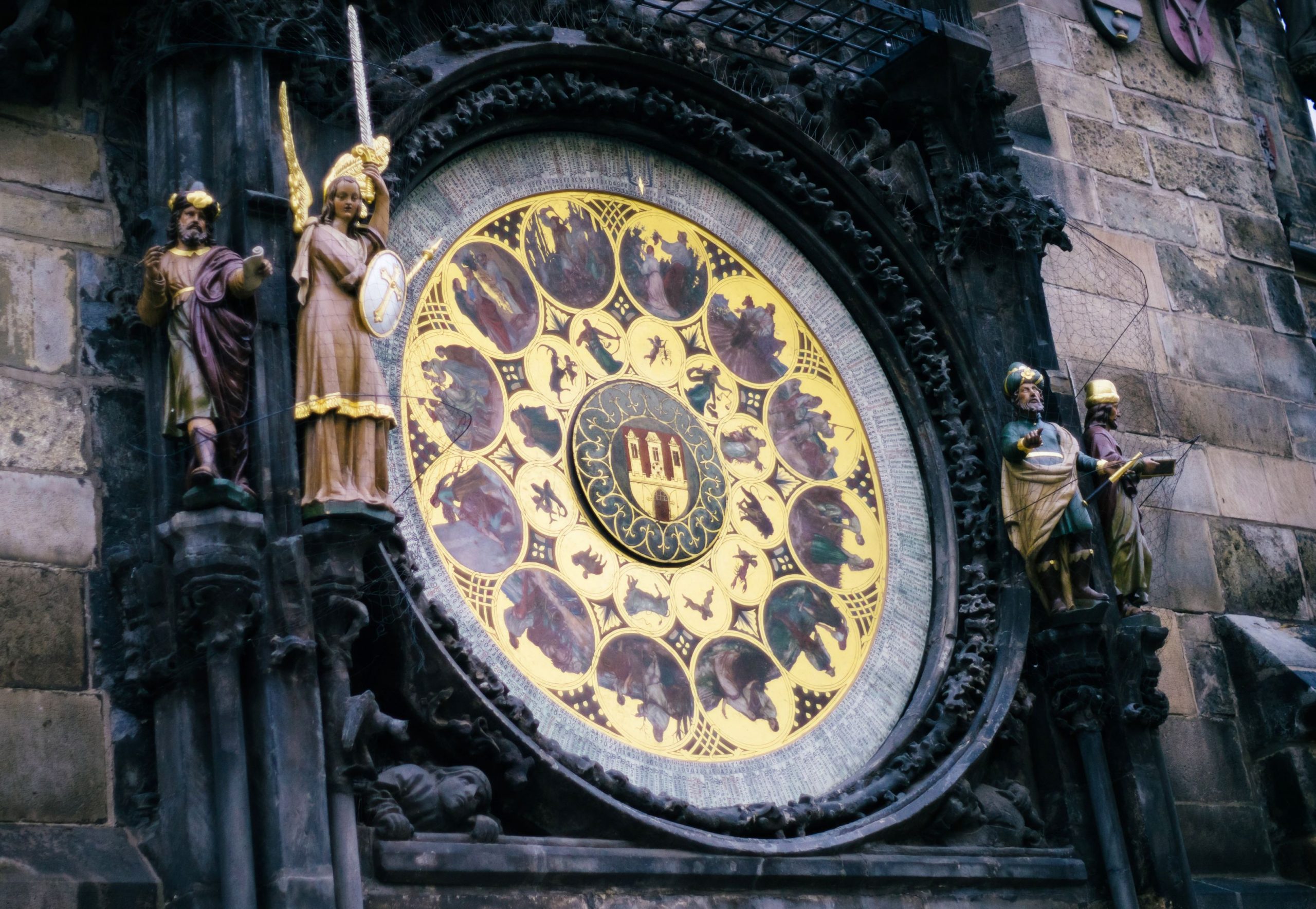 Ora la care te-ai născut îți spune ce fel de persoană ești