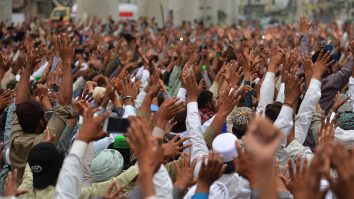 Societatea din Pakistan e un butoi de pulbere