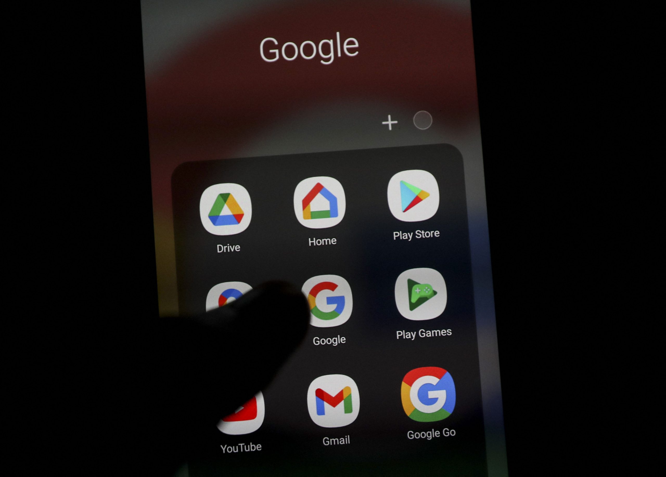 Google, somat să nu mai afișeze clinici false, anti-avort, în rezultatele căutărilor legate de avort