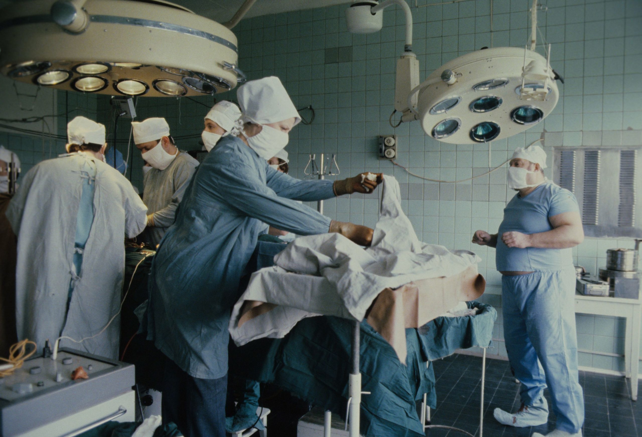 Знаменитые трансплантологи. Хранение органов для трансплантации. Академик НИИ трансплантологии Мамонтов.