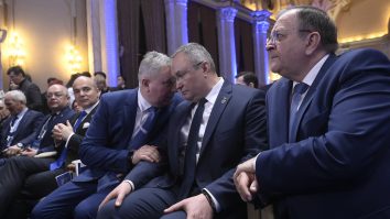 Modificarea Codului Fiscal: Taxarea pensiilor speciale şi majorarea TVA la produsele cu zahăr- surse