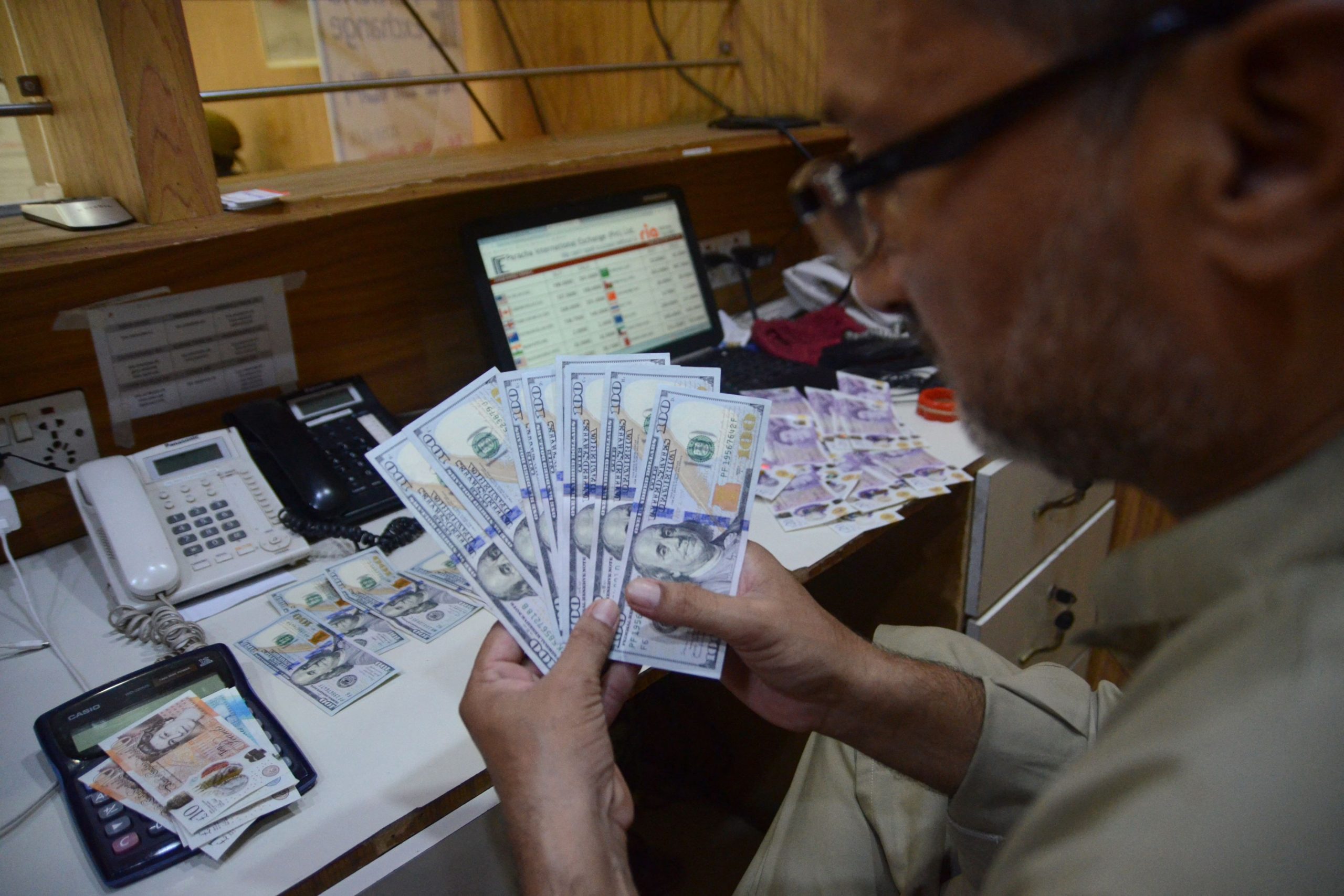 Corupţie la cel mai înalt nivel. 400 de milioane de dolari au dispărut din compania minieră de stat din Congo