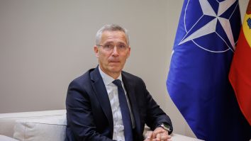 Țările NATO, reunite la summitul de la Madrid, vor invita în mod oficial Suedia și Finlanda să adere la Alianța transatlantică