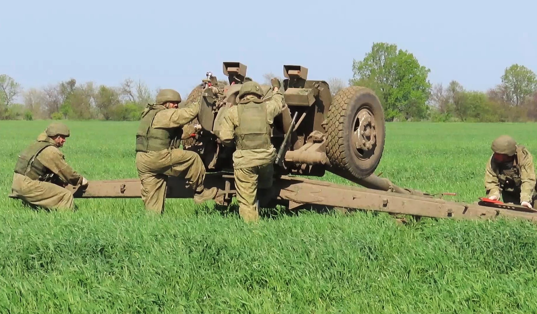 Trupele ruse aruncă în aer podurile din Severodonetsk pentru a preveni un posibil avans ucrainean