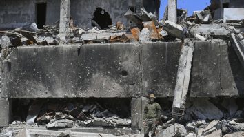 ONU anunţă că la Mariupol ar putea fi mii de morţi