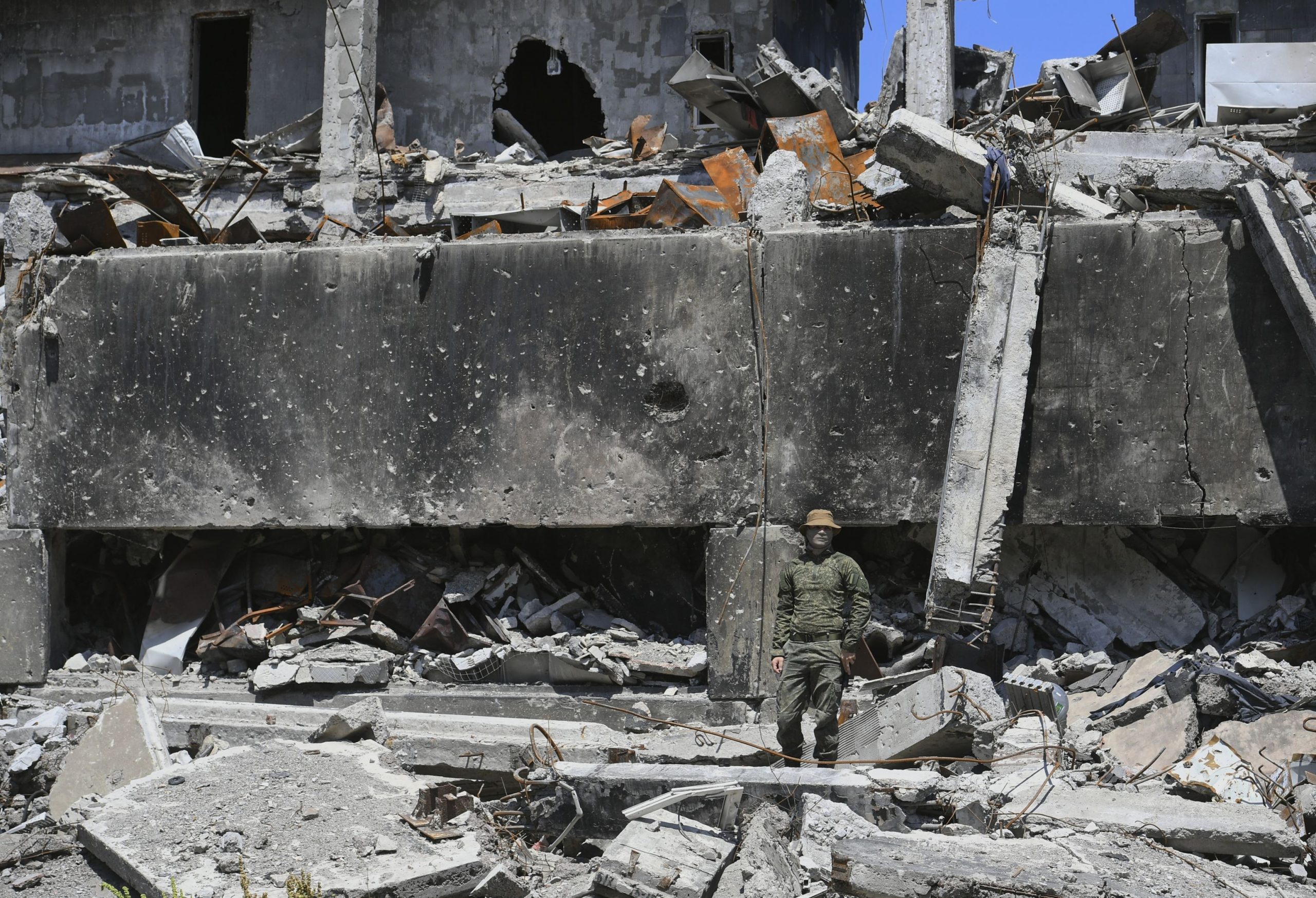 ONU anunţă că la Mariupol ar putea fi mii de morţi