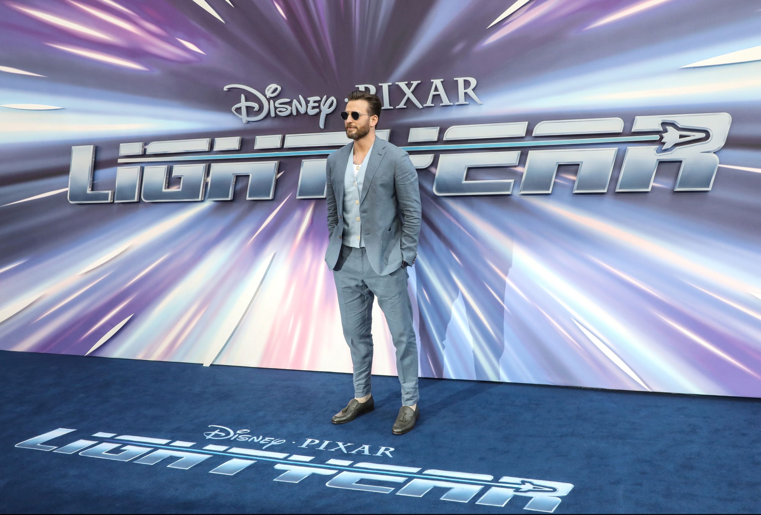 Actorul Chris Evans îi face idioți pe cei care au reacționat negativ la scenele din „Lightyear”