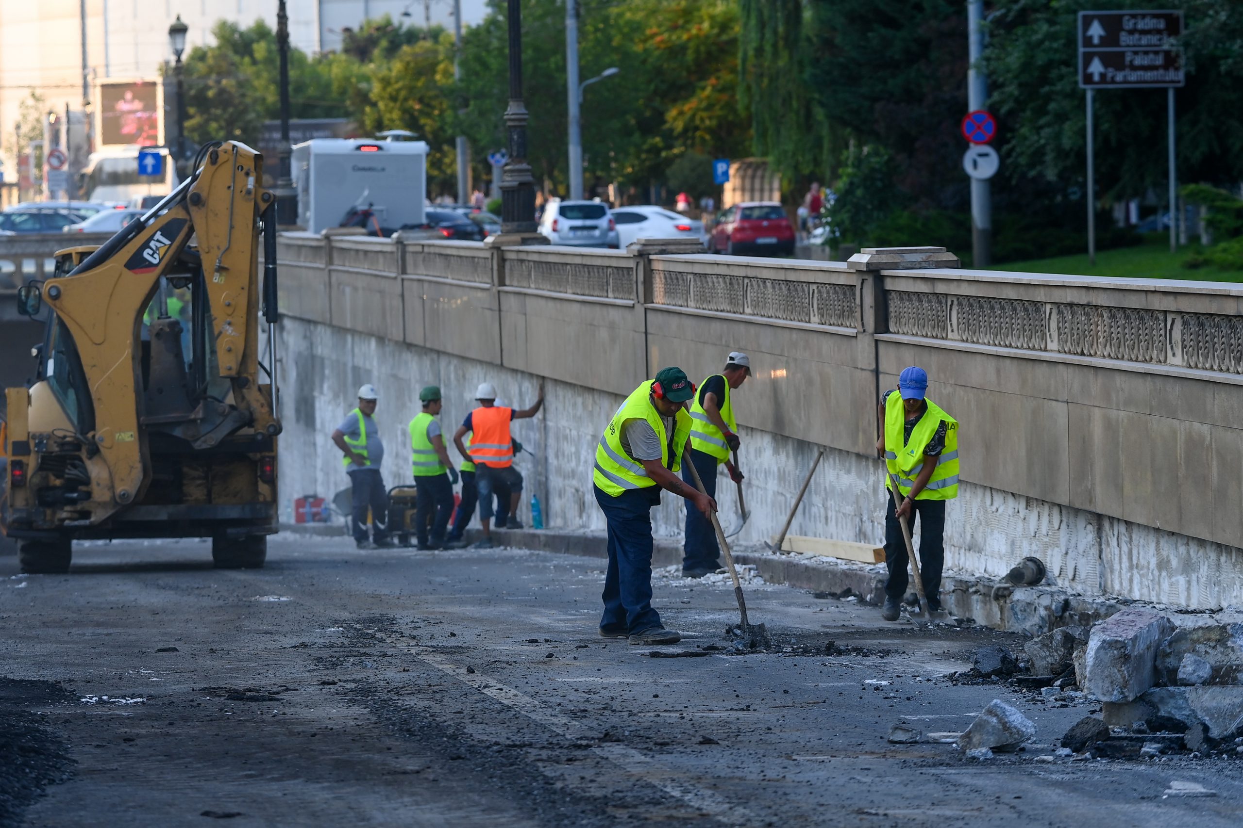 VIDEO. Pasajul Unirii, închis timp de două luni pentru consolidare. Urmează și mai mult haos în traficul din București