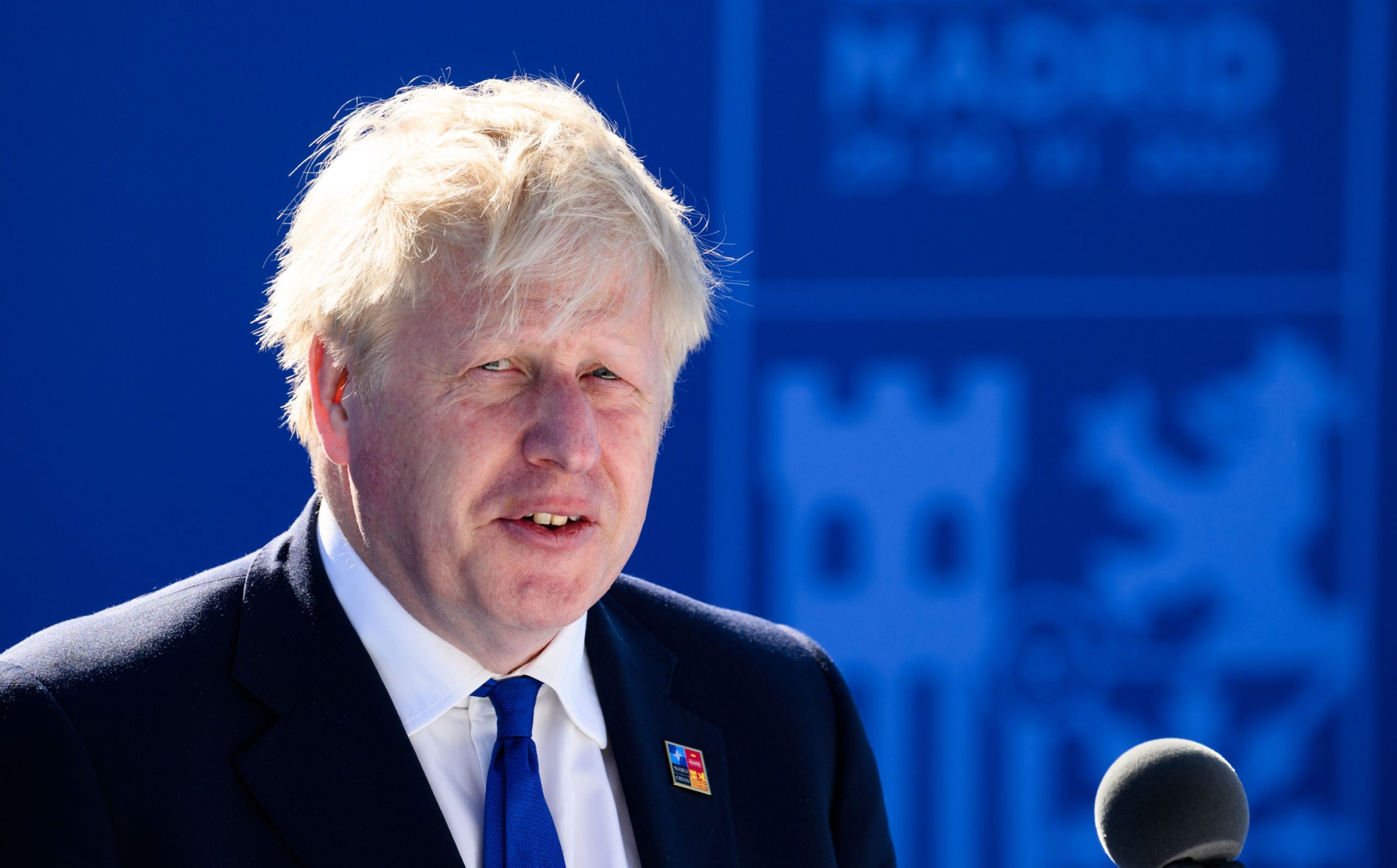 Boris Johnson și Rishi Sunak conduc cursa pentru a fi următorul prim-ministru al Regatului Unit