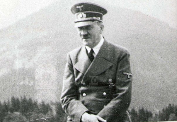 Scrisorile unuia dintre medicii lui Hitler au fost făcute publice. Dictatorul se temea pentru sănătatea lui