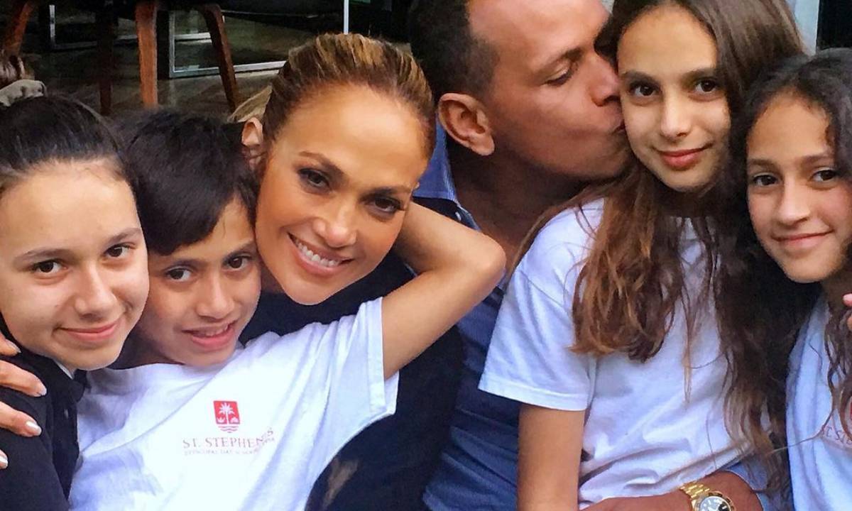 Ziua tatălui, sărbătorită de marile vedete de la Hollywood prin fotografii speciale