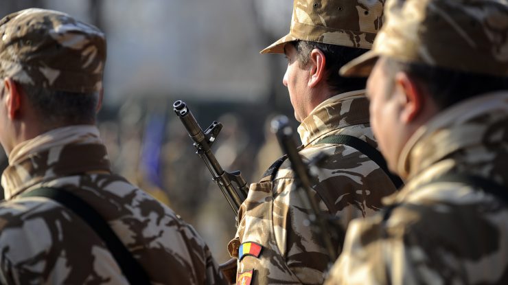 Ministerul Apărării: Trei militari au fost răniţi în timpul unui exercițiu în Poligonul Căţelu
