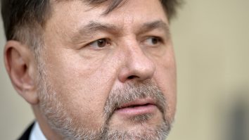 VIDEO. Rafila: Românii sub 40 de ani își pot elibera rețeta de pastile de iod de la medicul de familie