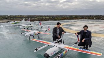 drone cu medicamente