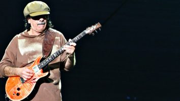Carlos Santana s-a prăbuşit pe scenă. Legendarul chitarist a ajuns la spital