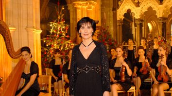 The filming of an "Enya Christmas Special" for Japanese TV in Christchurch, Dublin - 03 December 2007 FAMOUS PICTURES AND FEATURES AGENCY 13 HARWOOD ROAD LONDON SW6 4QP UNITED KINGDOM tel +44 (0) 20 7731 9333 fax +44 (0) 20 7731 9330 e-mail info@famous.uk.com FAM22112