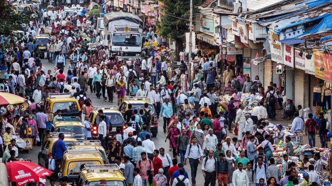 populație India