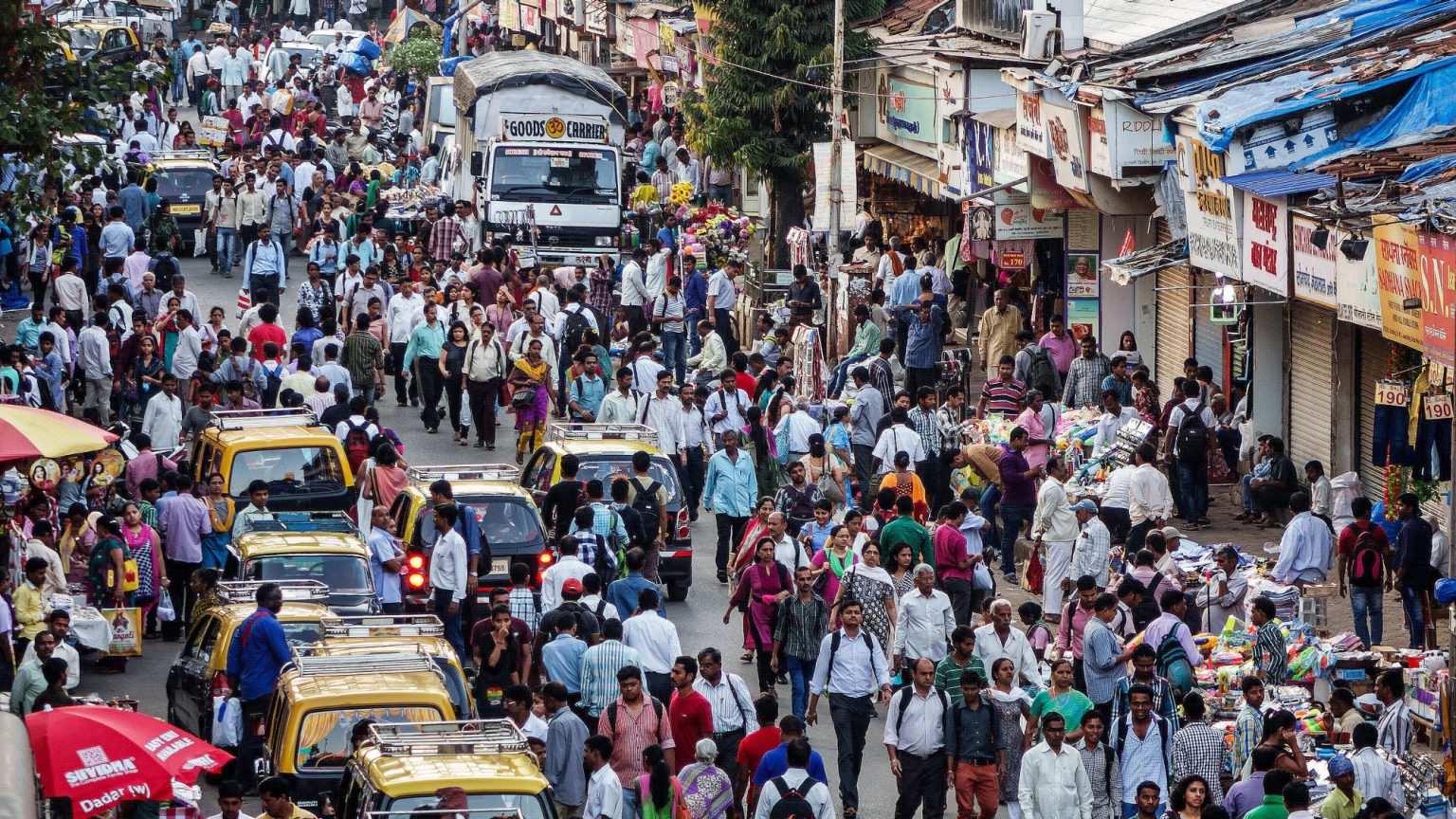 Индия стала самой густонаселенной страной мира