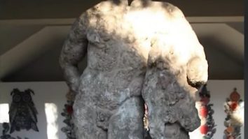 Arheologii subacvatici extrag capete gigantice și dinți umani dintr-o epavă enigmatică de la Antikythera, în Grecia