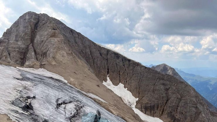 MAE, despre incidentul de la ghețarul italian: Printre victime nu au fost identificați români