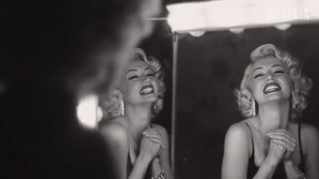 Ferrari Press Agency Marilyn 1 Ref 14022 16/06/2022 See Ferrari text Pictures must credit: Netflix Here’s a first look at Bond girl Ana de Armas as Hollywood icon Marilyn Monroe in a new biopic of the tragic star.Cuban born Armas, 34, starred in final Daniel Craig 007 movie No Time To Die as the superspy’s allied agent in South America.Here he loses her natural brunette colour for the classic Monroe bleached blonde look.A brief teaser trailer, featuring scenes on both colour and black and white, shows her sobbing in front of a mirror while a sympathetic make-artist dabs her tears.There is also a scene of her recreating the seminal 1955 film Seven Year Itch where Marilyn stood over a hot air grate sending her skirt billowing for a press launch in front of a phalanx of photographers.She is also seen on stage as well as in tears pushing through a crowd of fans and press personnel.The plot is based on the best-selling book Blonde by author Joyce Carol Oates. OPS: Ana de Armas as Marilyn Monroe in a teaser trailer for the Netflix movie Blonde. Picture supplied by Ferrari