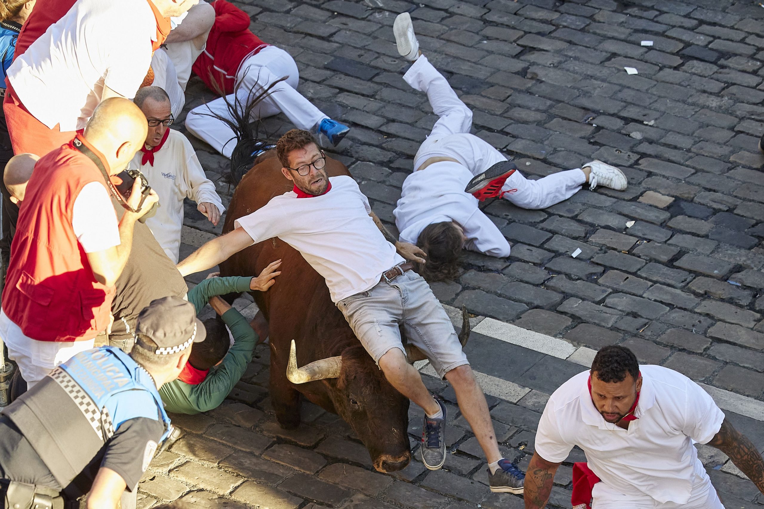 Fiesta de tauri San Fermín, din Spania, s-a încheiat. Peste 50 de participanți au primit îngrijiri medicale