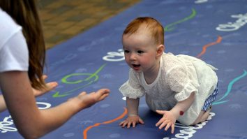 Experții explică cum să-ți liniștești copilul când plânge folosind cea mai eficientă tehnică