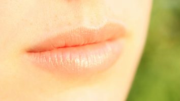 STUDIU. Cercetătorii leagă evoluția bolii Alzheimer de sănătatea orală precară