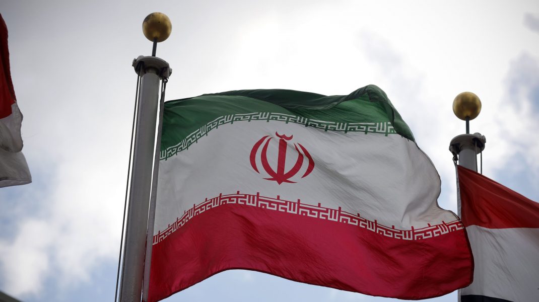 Iranul afirmă că a dejucat atacuri legate de Israel asupra unor „situri sensibile" .