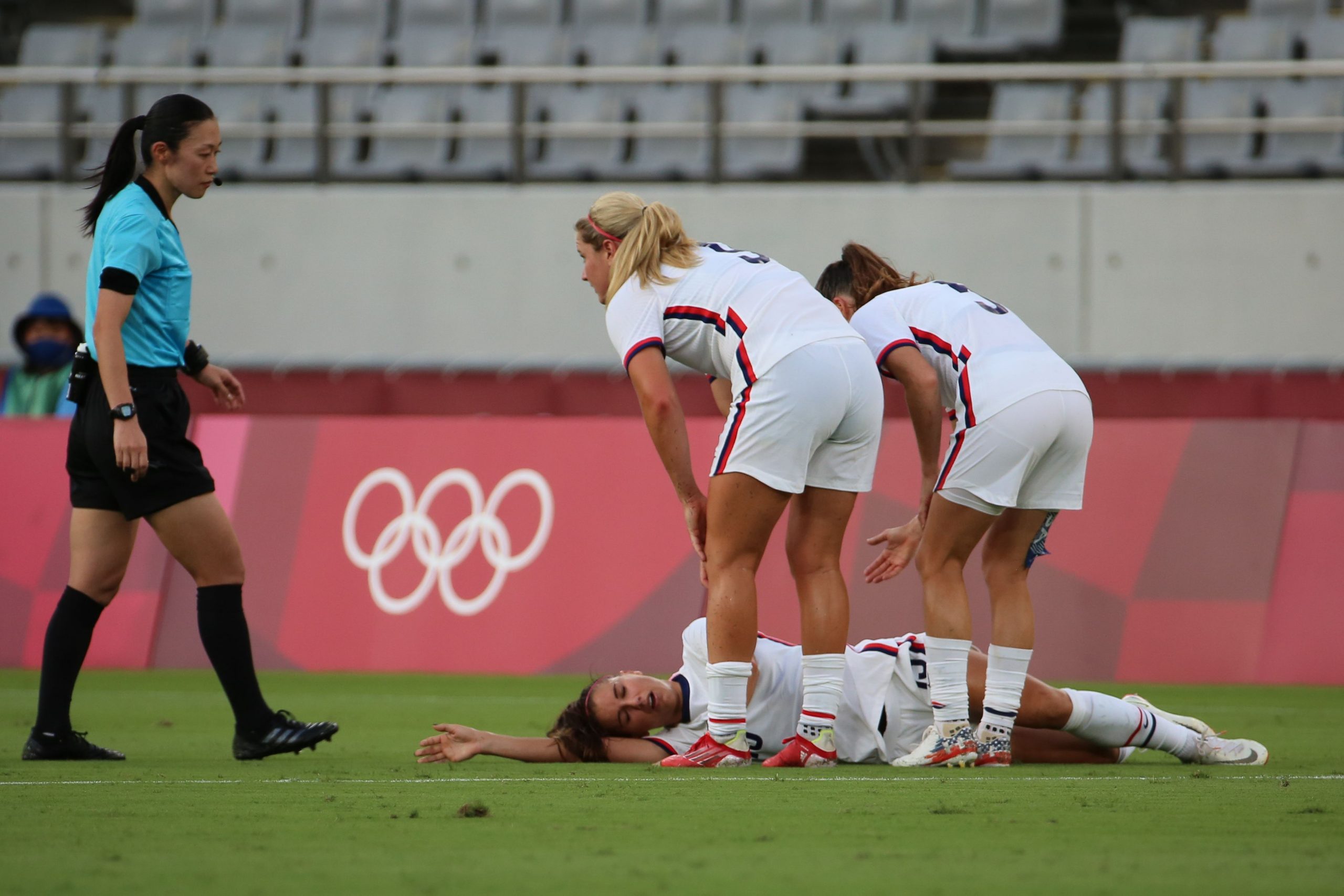 Anglia, în discuții pentru schimbarea echipamentului sportiv alb din cauza problemelor legate de menstruație