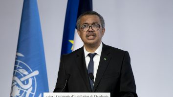 VIDEO. OMS declară variola maimuţei drept urgenţă sanitară globală