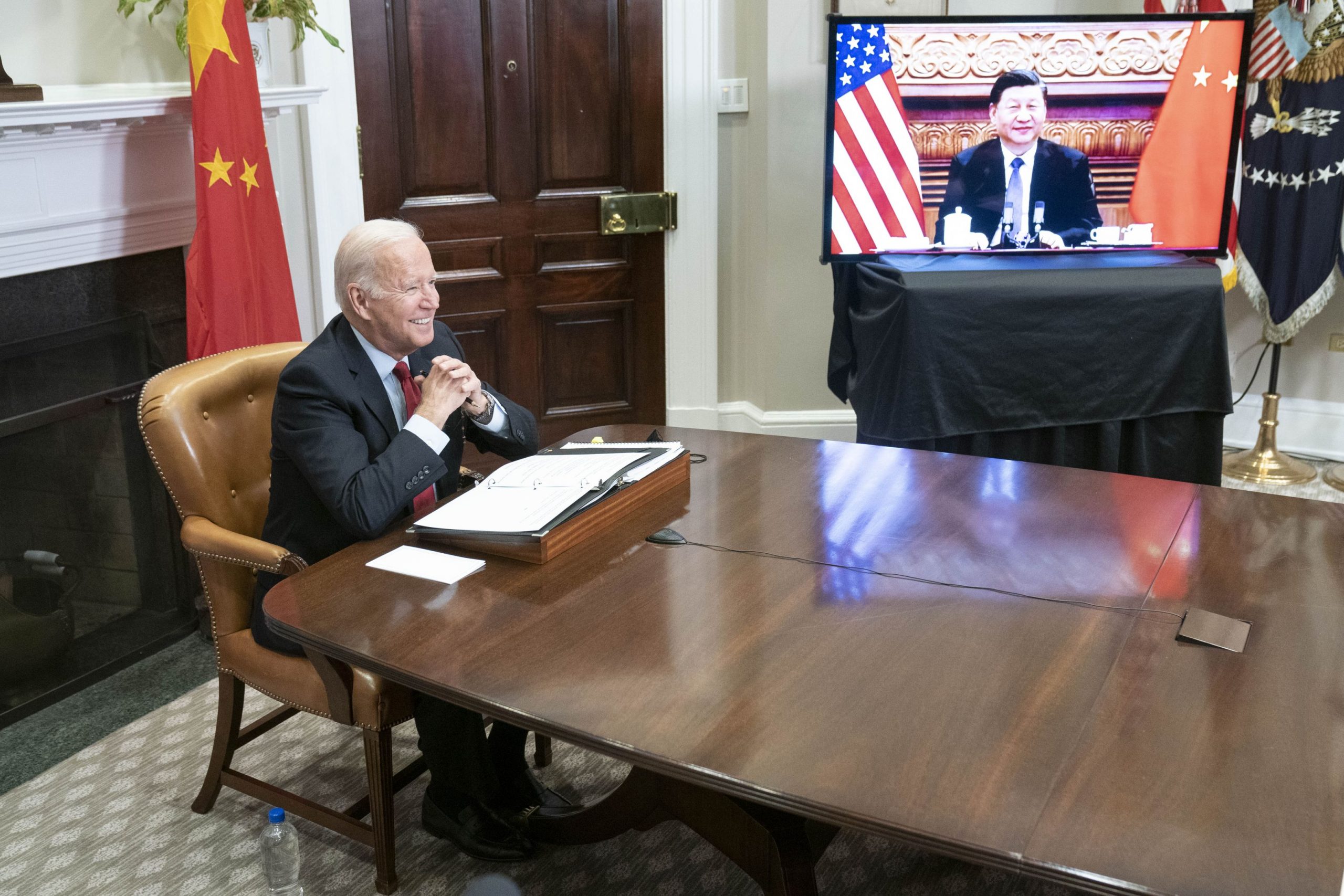 Xi îl avertizează pe Biden că nu trebuie să se „joace cu focul” în privința Taiwanului