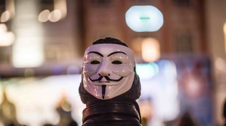 Topul metodelor folosite de escroci pentru a înşela. Cum sunt zăpăcite victimele cu scenarii ca „recompensă sub formă de inel”