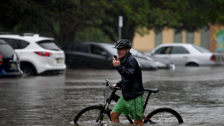 Inundații în Australia: 50.000 de persoane în alertă de evacuare după ce potopul a lovit Sydney