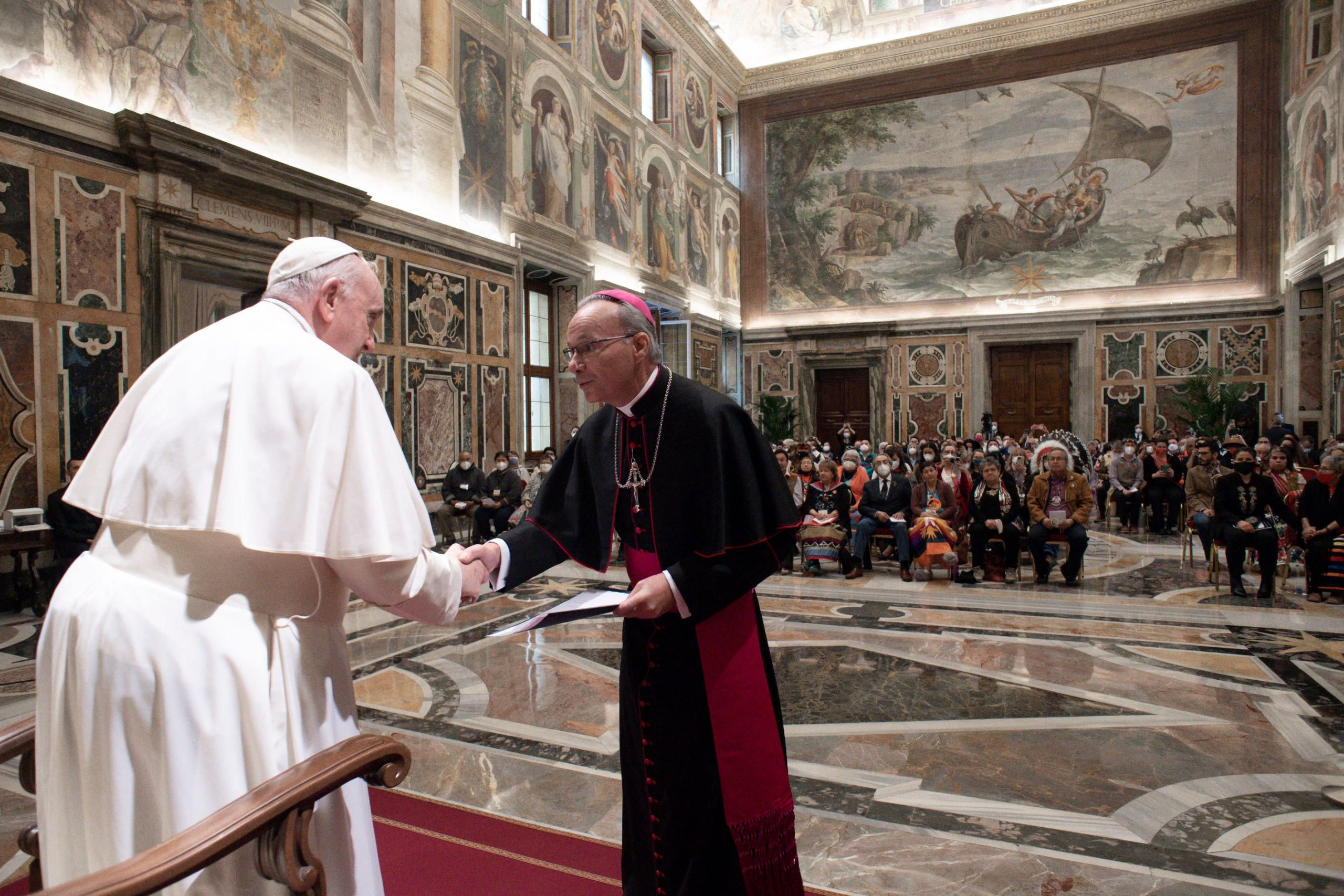 Papa Francisc speră că o călătorie în Canada va ajuta la vindecarea „răului” făcut populației indigene