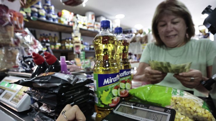 Odată cu creșterea prețurilor la alimente, menținerea facturilor la cumpărături în limitele bugetului a devenit o provocare pentru mulți.