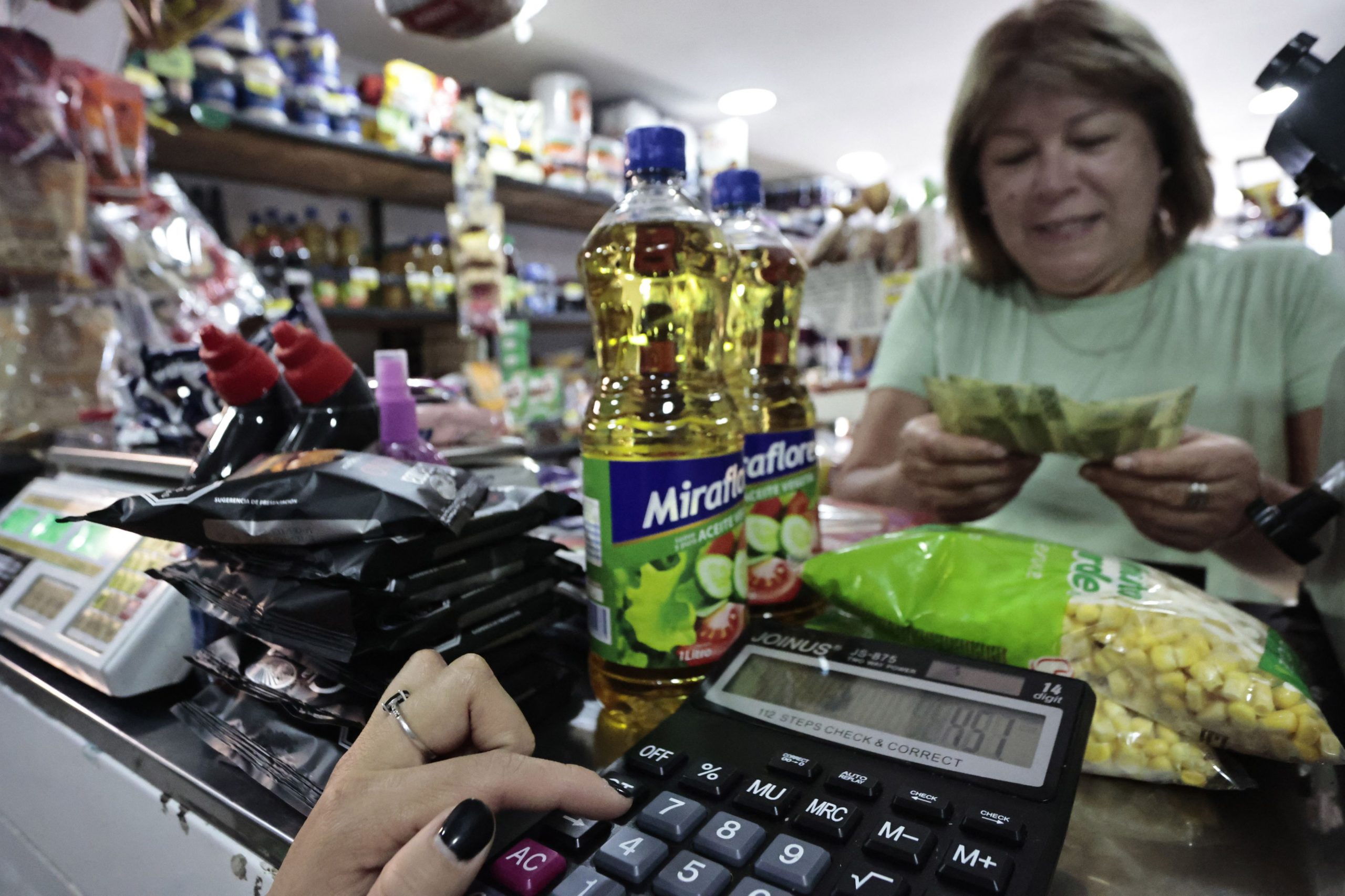 Șase pași înțelepți de a reduce costul vieții de zi cu zi