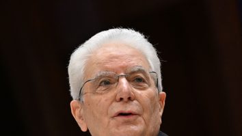 Italia: Preşedintele Mattarella dizolvă parlamentul, declanşând alegeri anticipate
