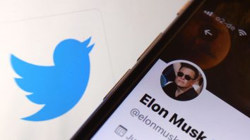 Elon Musk cere să se retragă din acordul de cumpărare a Twitter