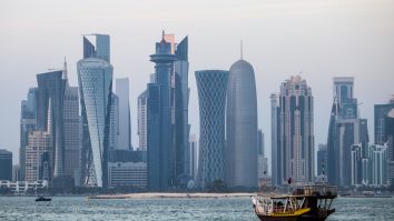 Arabia Saudită plănuiește un zgârie-nori cu oglinzi de 1.000 de miliarde de dolari
